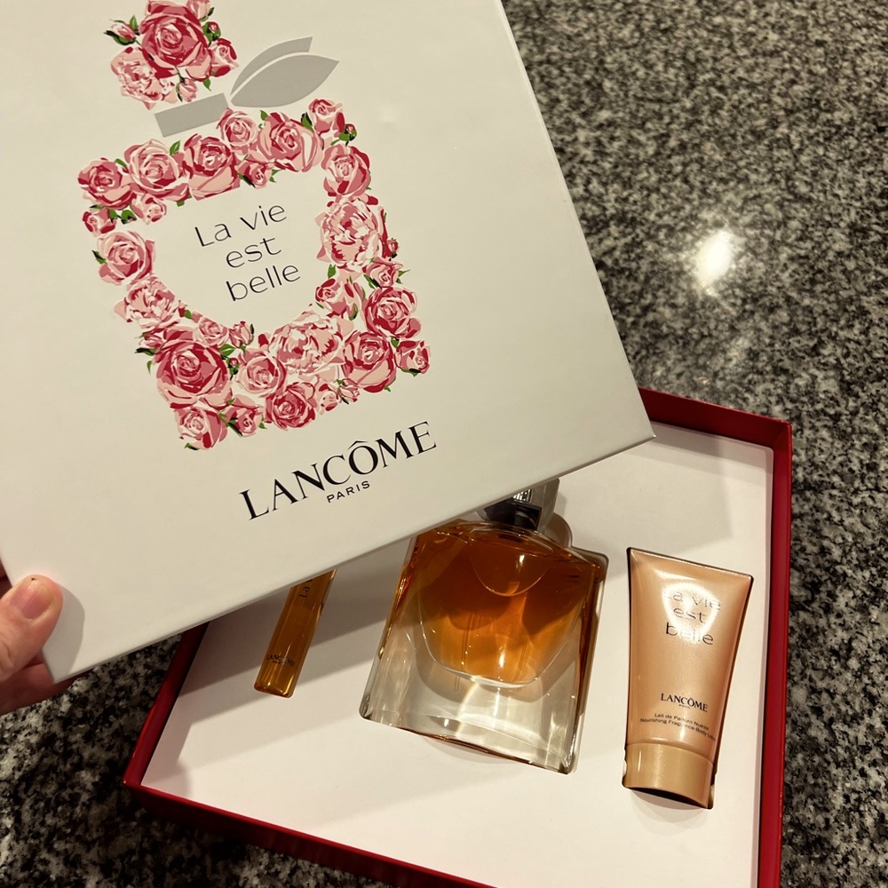 Lancome La Vie Est Belle gift set